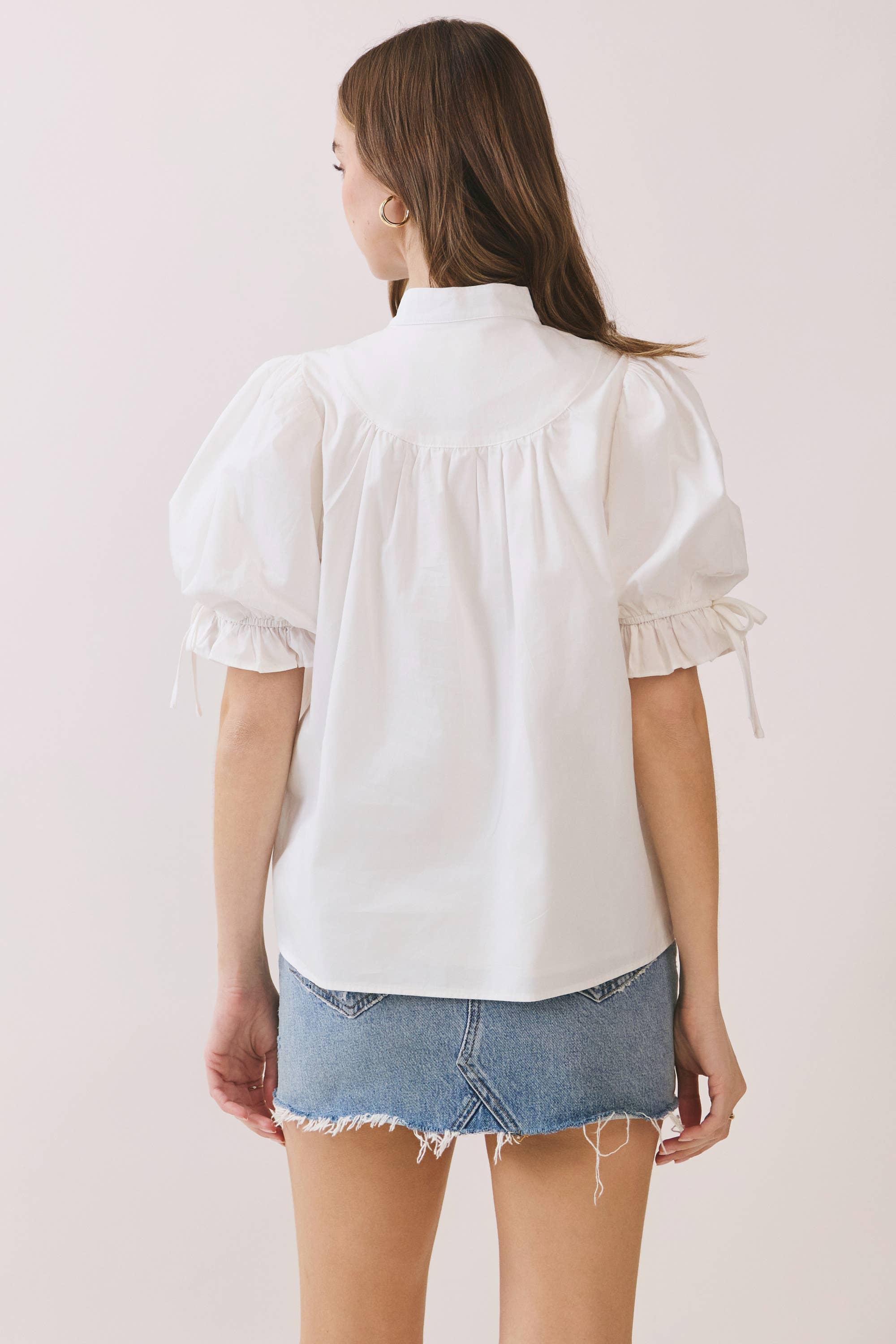 Puff Sleeve Blouse with tie collar