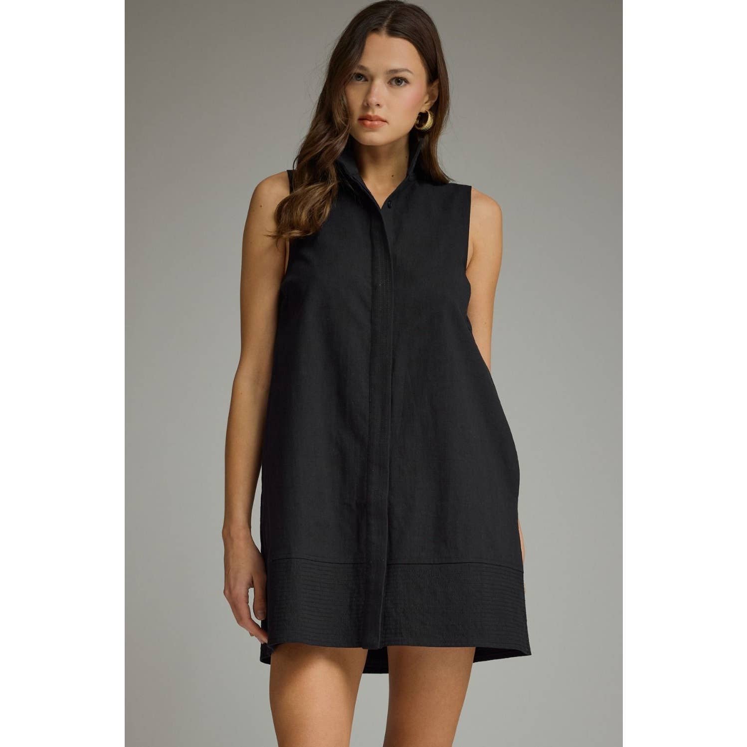 NEW Solid stand collar sleeveless mini dress